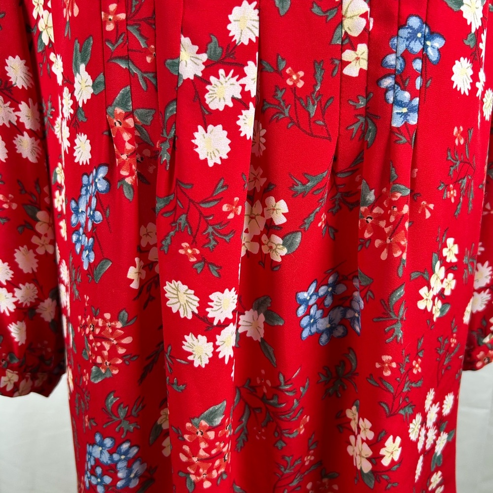 Kenar Red Floral Pleated Front Blouse Women’s Medium Tie Neck Button Up - Picture 3 of 8